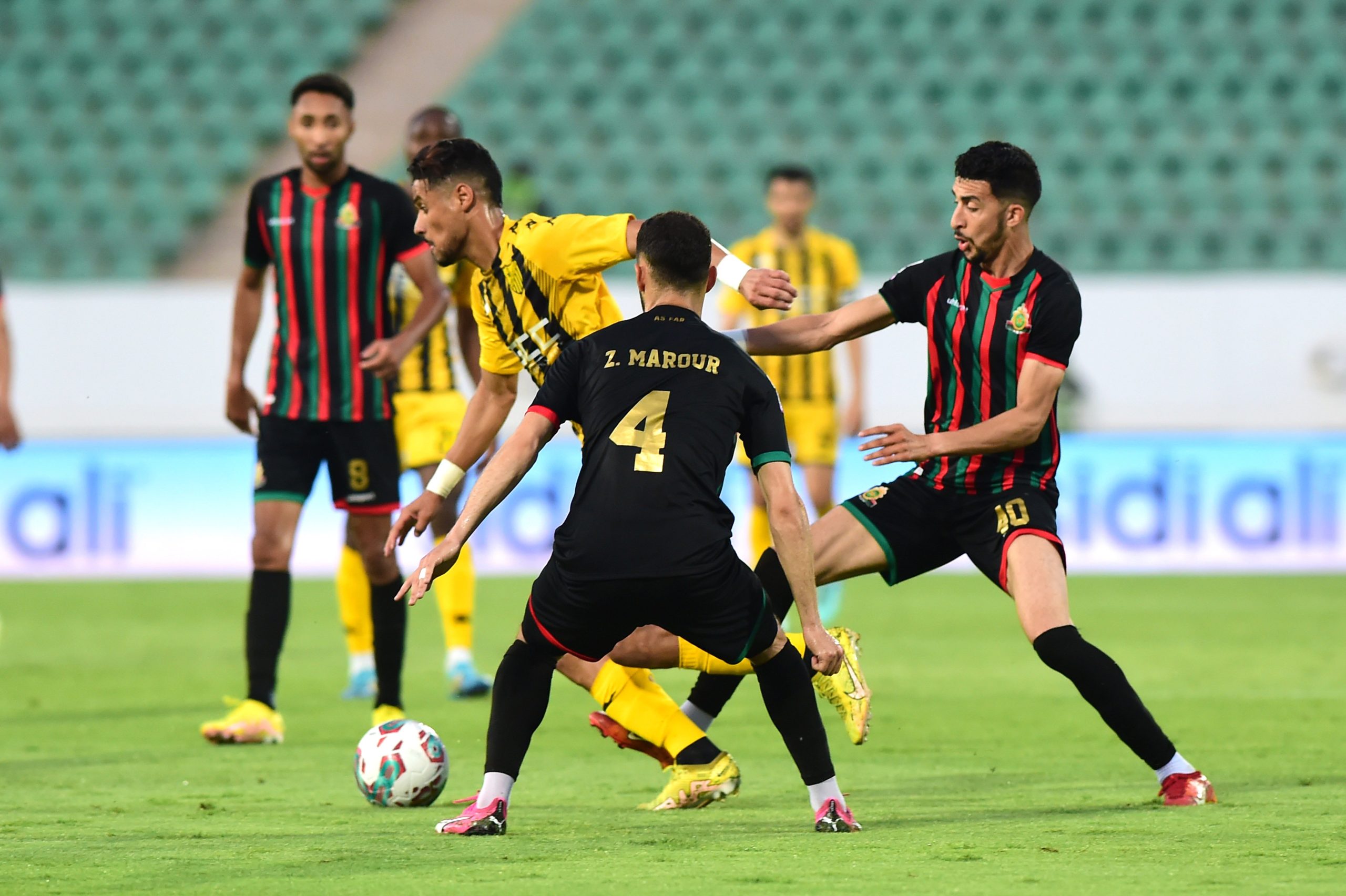 العصبة الإحترافية  "تعلن" عن موعد "الميركاتو الشتوي" 