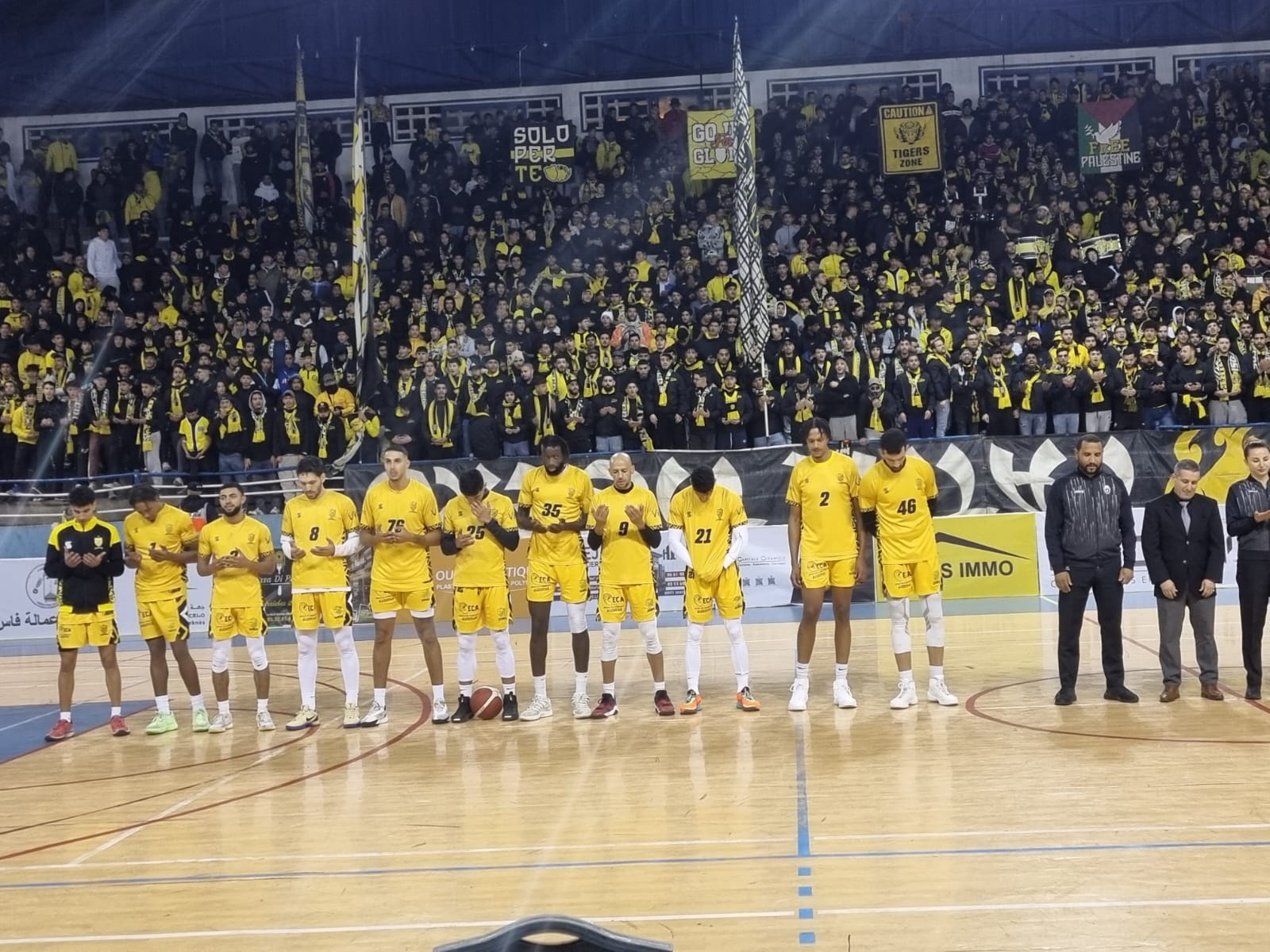 المغرب الفاسي يفوز بحصة عريضة على الكوكب المراكشي 